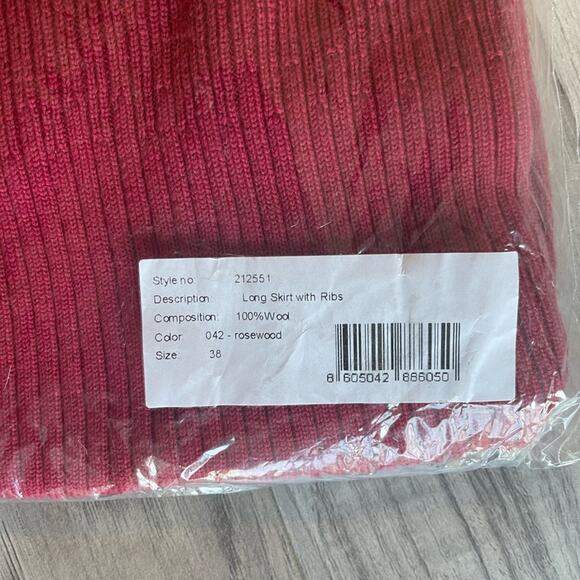 IVKO Woman - Wool Skirt with Ribs Rosewood new! Size 38 M - Picture 4 of 12